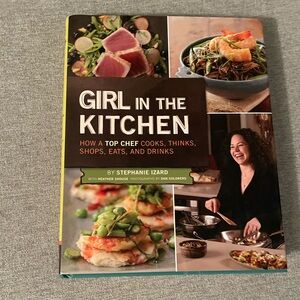 GIRL IN THE KITCHEN-COOKBOOK